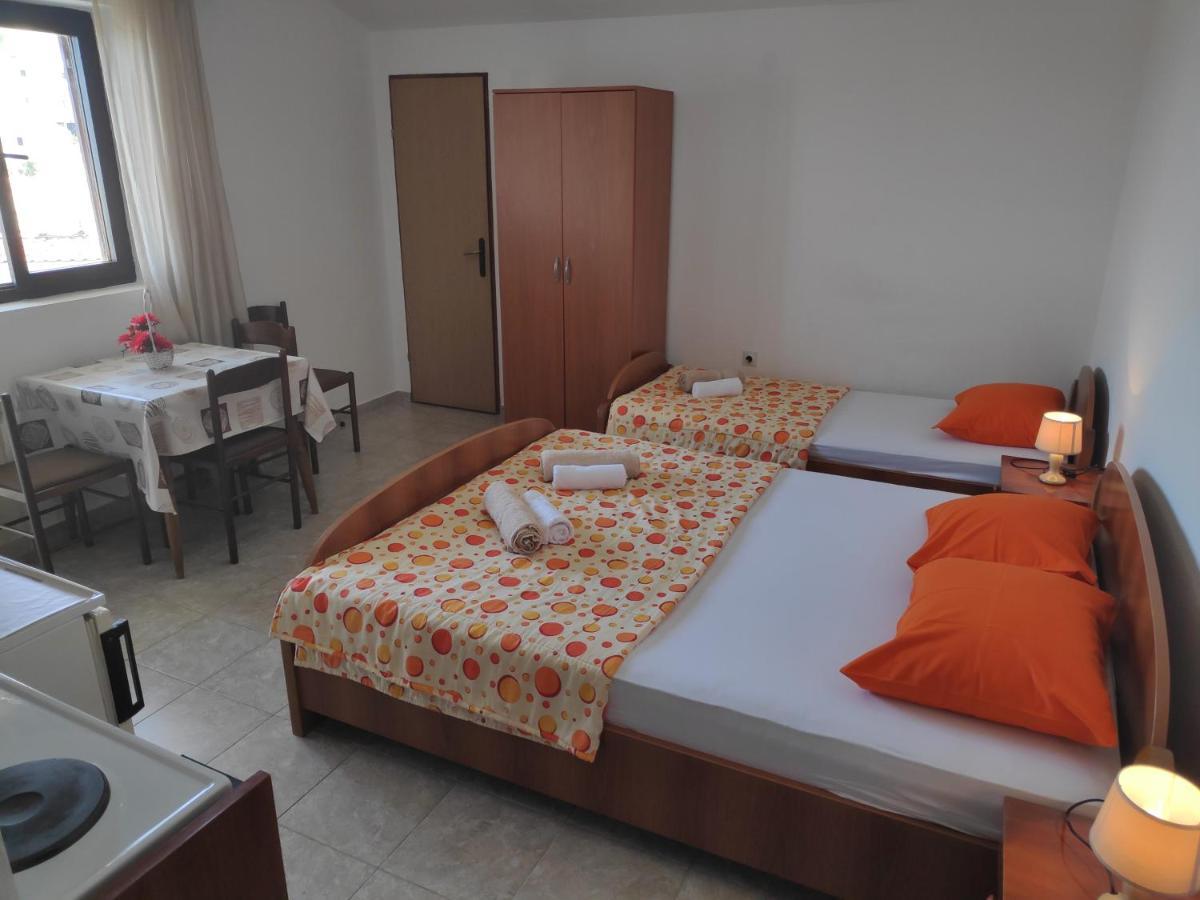 Apartmani Vitic Bar Εξωτερικό φωτογραφία