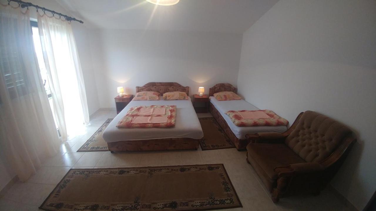 Apartmani Vitic Bar Εξωτερικό φωτογραφία