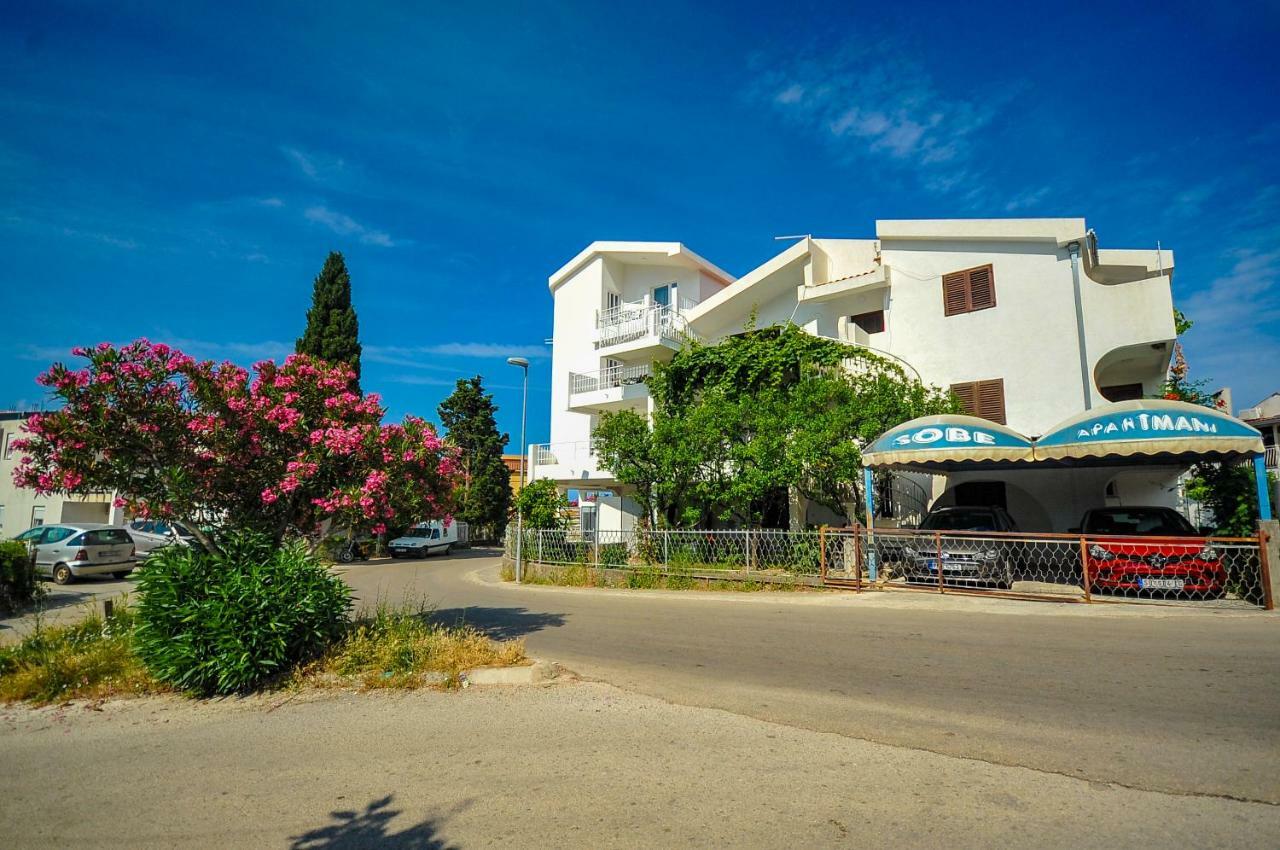 Apartmani Vitic Bar Εξωτερικό φωτογραφία